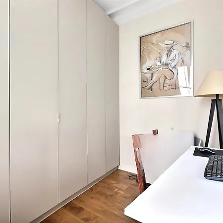 Apartmán Penthouse De Luxe A Deux Pas Du Pantheon, Dans Le Centre De *